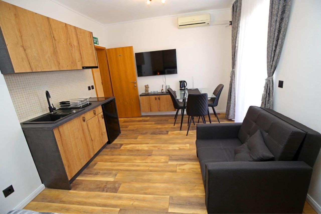 לוזובאק Apartmani Krka Rooms מראה חיצוני תמונה