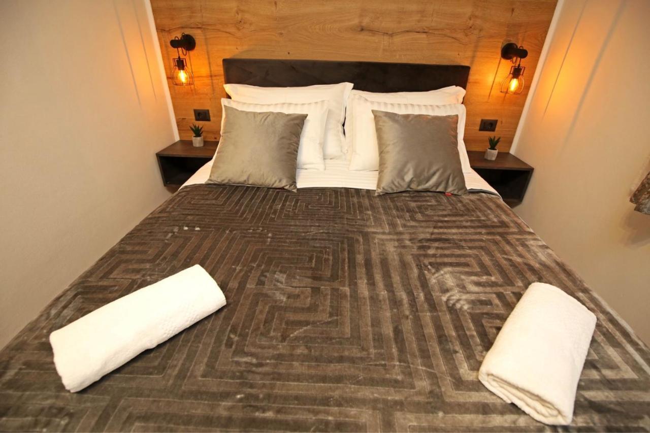 לוזובאק Apartmani Krka Rooms מראה חיצוני תמונה