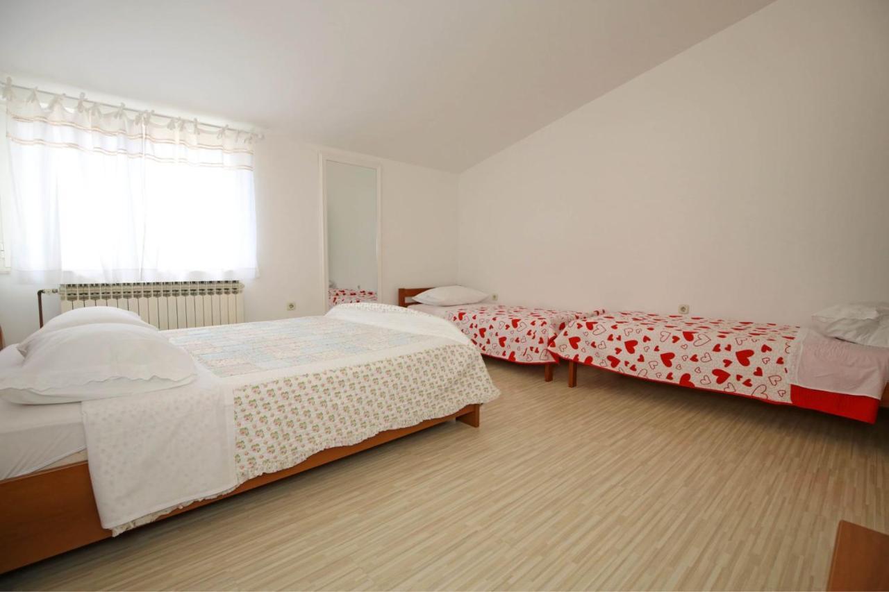 לוזובאק Apartmani Krka Rooms מראה חיצוני תמונה