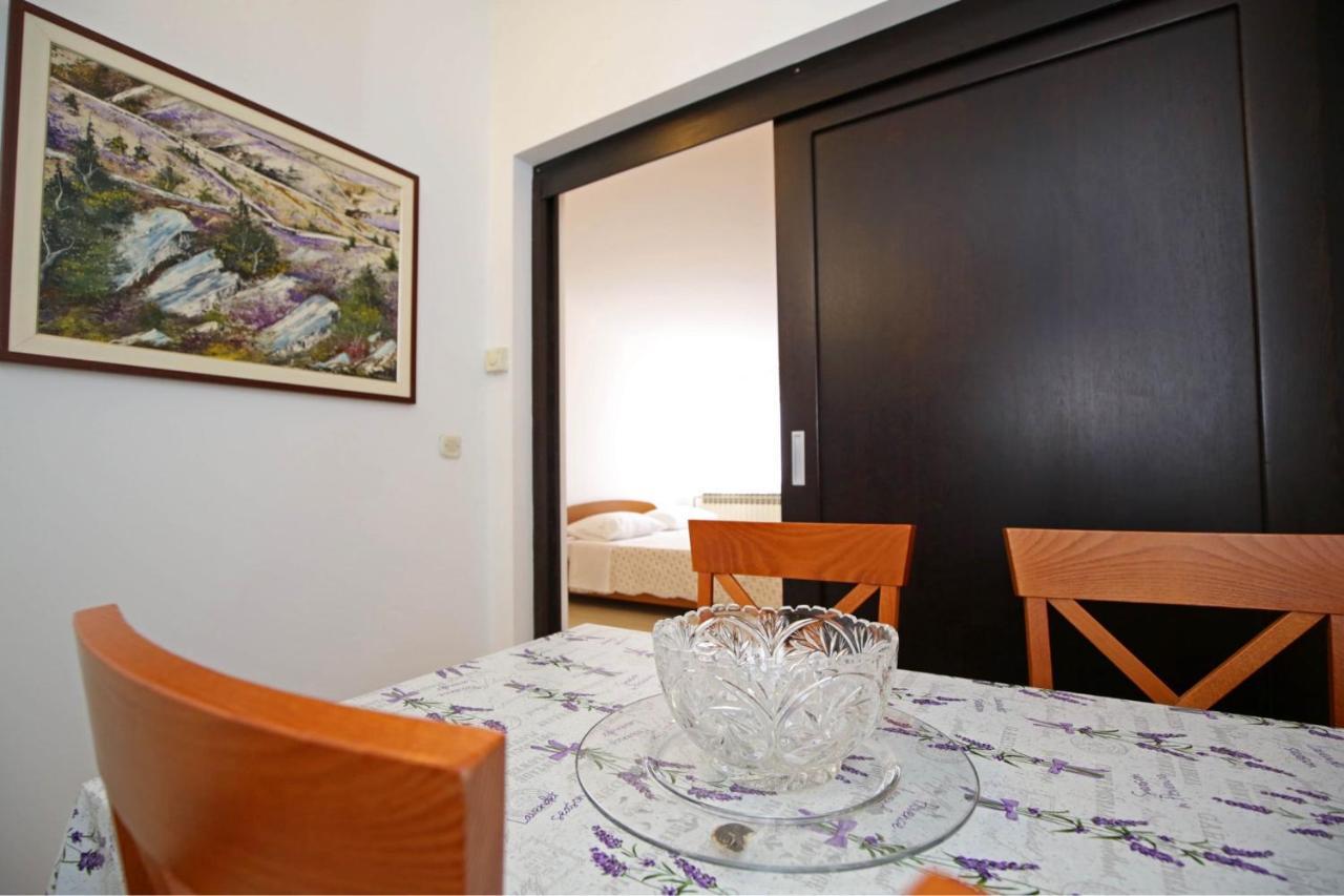 לוזובאק Apartmani Krka Rooms מראה חיצוני תמונה